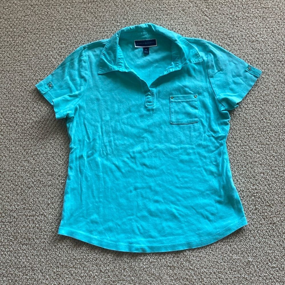 Karen Scott Teal Blue Popcollar Polo Shirt Size Medium 100% Cotton Button EUC